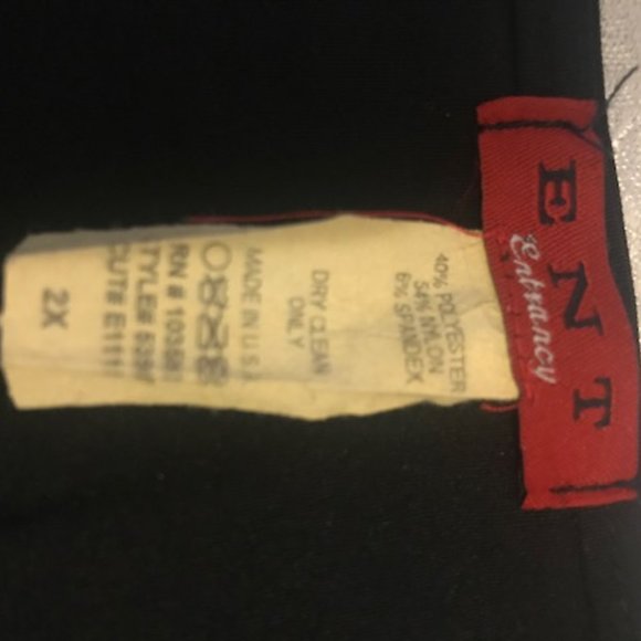 ENT Entrancy black crepe high low flare skirt 2X - Picture 4 of 4